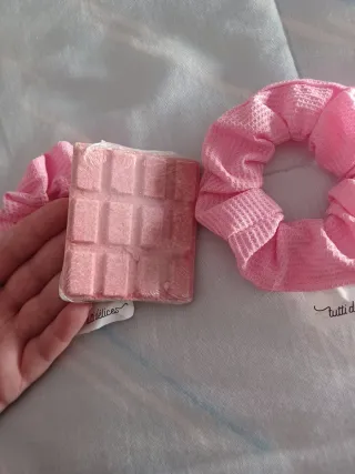Coleteros y tableta efervescente baño