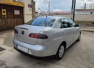 SEAT Cordoba 2004