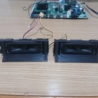 Placa TV Samsung 32 + Altavoces
