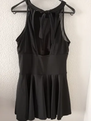 Bañador negro con falda