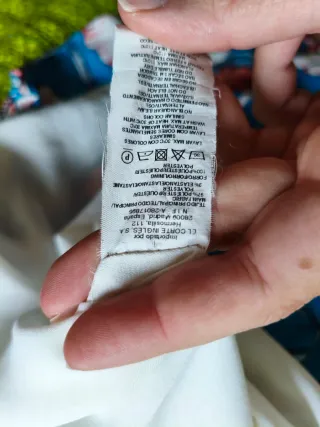 Vestido de verano floral azul y rosa