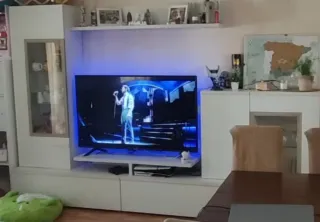 Mueble auxiliar salón cristal y madera