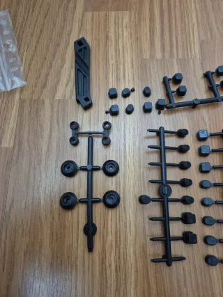 Repuestos Mugen MBX8