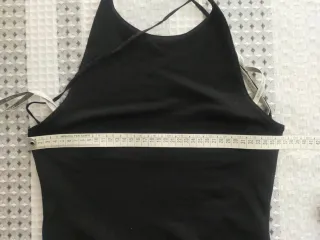 Vestido negro System Action