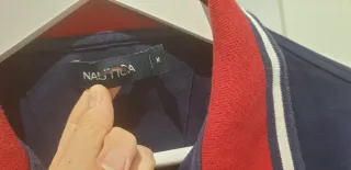 Polo Azul con detalles rojos para hombre