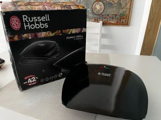 Plancha Russell Hobbs Familiar