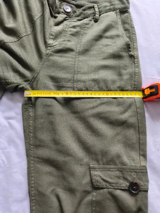 Pantalón Zara liocel verde militar