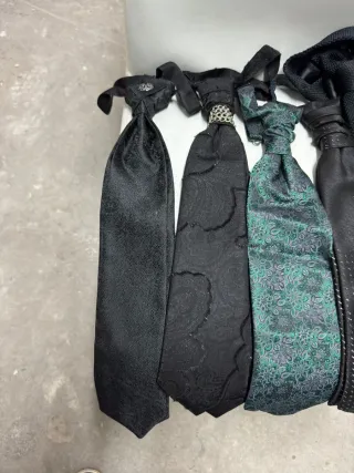 Lote de corbatas retro