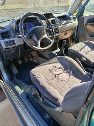 Mitsubishi Montero 2000