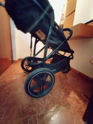 Cochecito de bebé negro