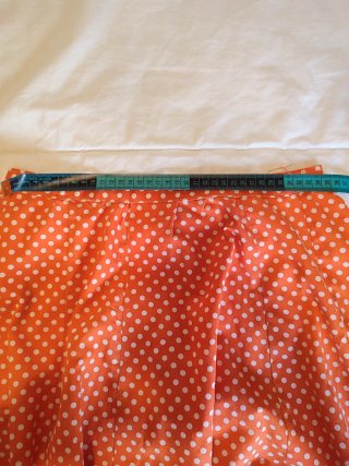 Falda flamenca naranja lunares blancos