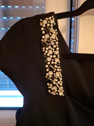 Tubino nero con strass