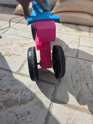 Moto infantil azul y rosa