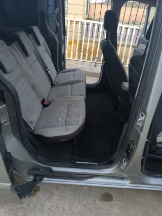 Vendo o cambio Furgoneta Renault Kangoo 2012
