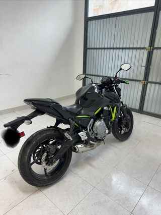 Kawasaki Z650 A2 Negra y Verde