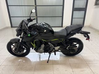 Kawasaki Z650 A2 Negra y Verde