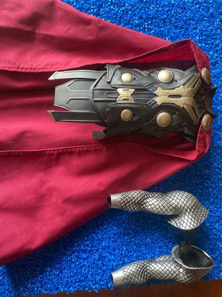 Armadura Thor 1/6 Hot Toys + Brazos..para custom