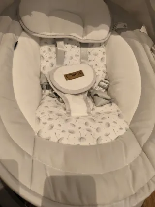 Hamaca Momi con movimiento y música