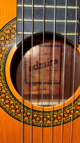 Guitarra Española Clásica con funda