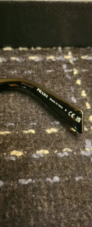 Gafas de sol Prada negras