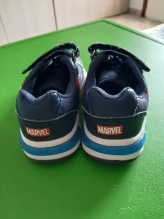Zapatillas Spiderman Talla 25