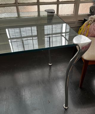 Mesa Comedor Diseño Cristal y Metal