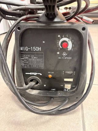 Soldadora MIG-150H de Hilo