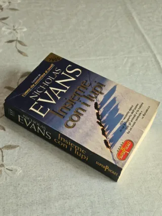 Insieme con i lupi di Nicholas Evans, Libro