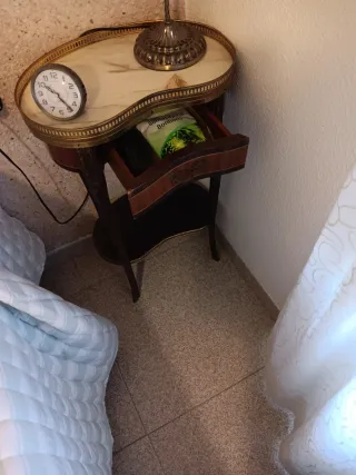 2 Mesitas Auxiliares con Cajón