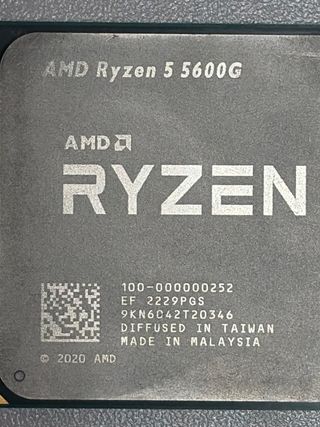 Combo CPU Ryzen 5 5600G+ 32GB RAM + Placa Base MSI