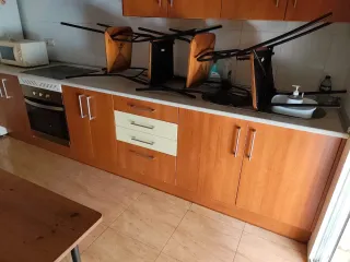 Cocina completa con electrodomésticos