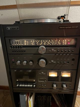 Cadena HiFi AK Systems con Tocadiscos