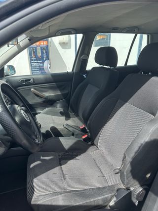 Volkswagen Golf 2003