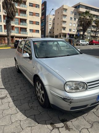 Volkswagen Golf 2003