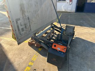 Plataforma Elevadora DHOLLANDIA año 2017, 1500kgs