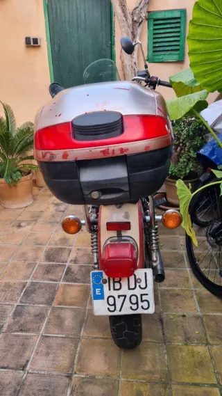 Moto Yamaha 250