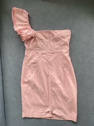 Vestido fiesta rosa asimétrico