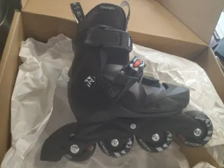 Patines en línea negros para niños