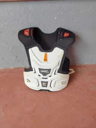 Collarín y Peto Motocross Junior Leatt