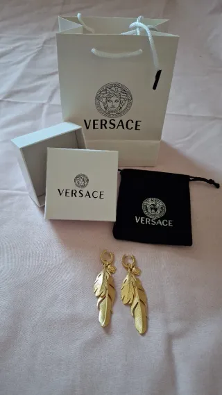 Pendientes plumas Versace dorados
