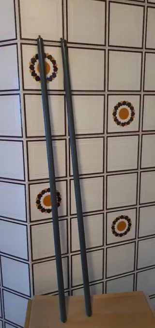 Estructuras metálicas grises
