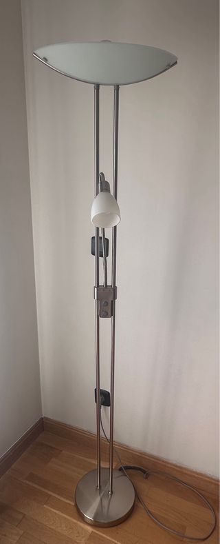 Lámpara de pie salón moderna led