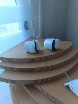 Scaffali in legno con finitura in faggio naturale (9 pz)