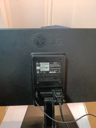 Monitor LG Negro