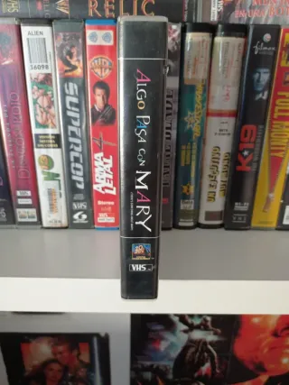 Algo Pasa con Mary VHS