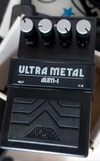 Pedal Guitarra Aria Ultra Metal AUM-1