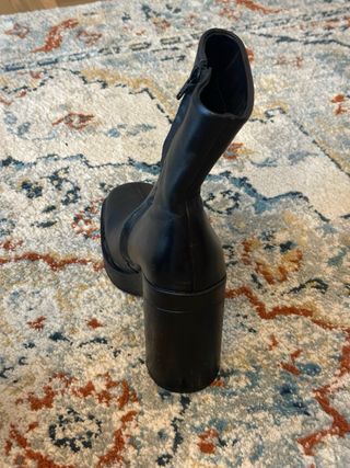 Botines de cuero Zara