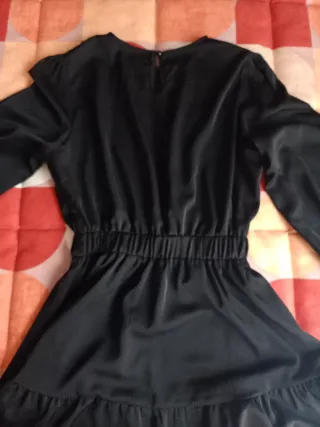 Vestido negro manga larga