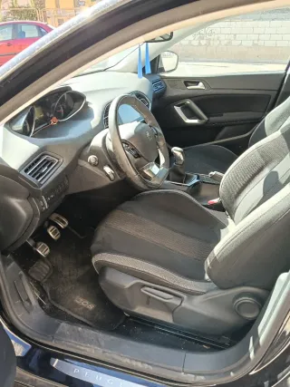Peugeot 308 2016