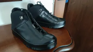 Scarpe Prada N.37.5